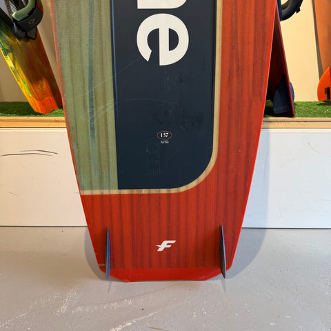 F-One Trax HRD 137cm 2024 Bon État