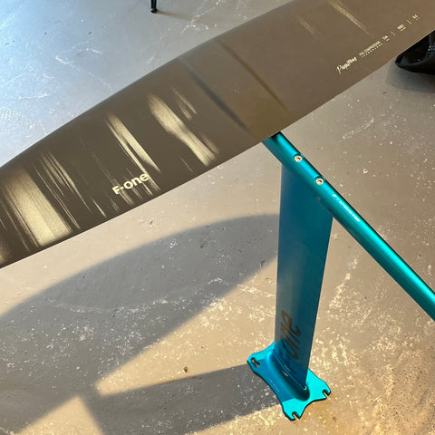 Foil complet F-One Phantom FCT V2 1680cm2 Comme neuf