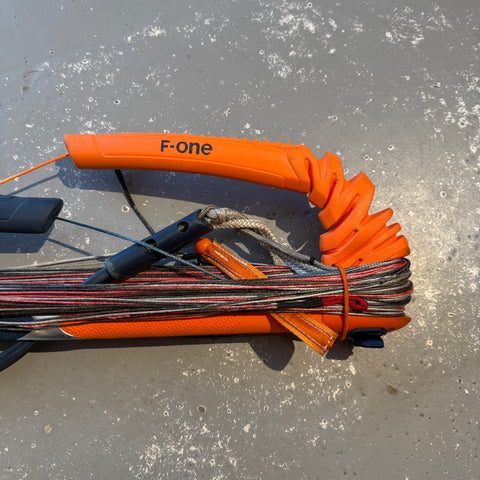 F-One Lynx Bar 52x45cm SK99 2025 Très Bon État