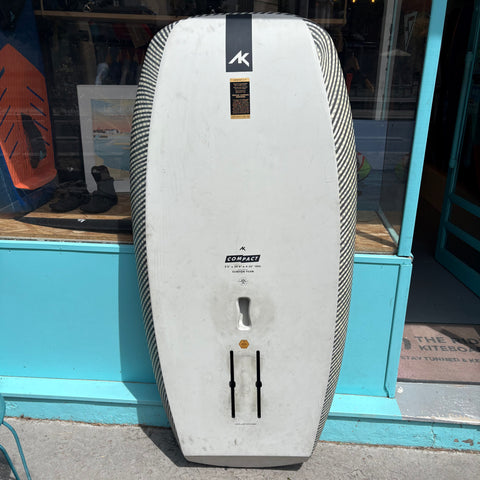 Planche Wing  AK Compact 5'2 (105L) 2023 Bon Etat