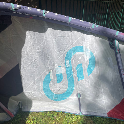 Eleveight RS V8 9m2 2025  Bon État Réparé