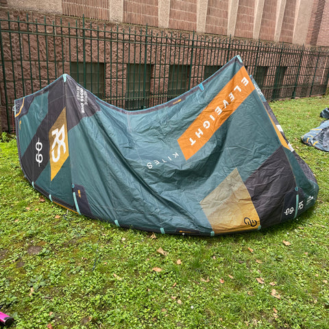 Eleveight RS V8 9m2 2024 Très Bon État