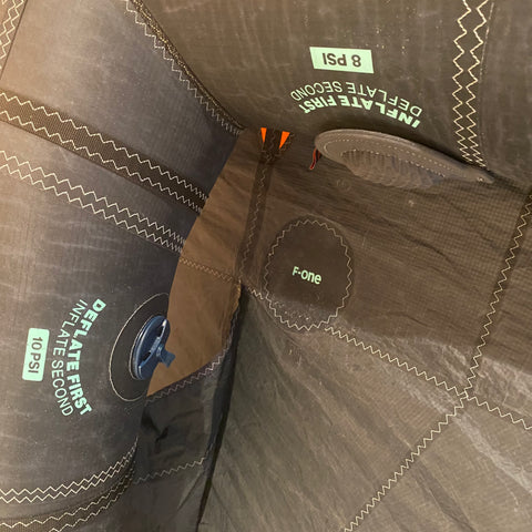 F-One Swing V3 5m2 Très Bon Etat