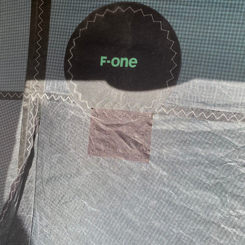 F-One Swing V3 5.5m2 Bon État Réparé
