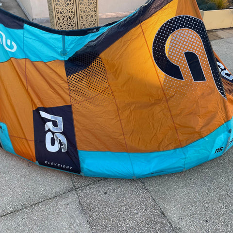 Eleveight RS V9 2025/26 9m2 Très Bon État