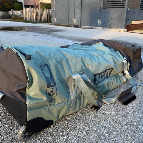 Gearbag Core Ion Kitesurf Très Bon État