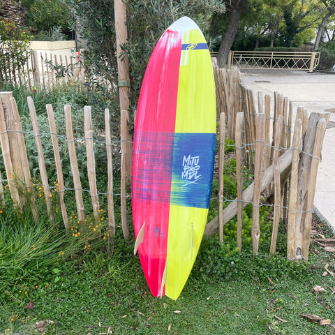 F-ONE Strapless Mitu Pro Model 5'4 2018 Très Bon Etat